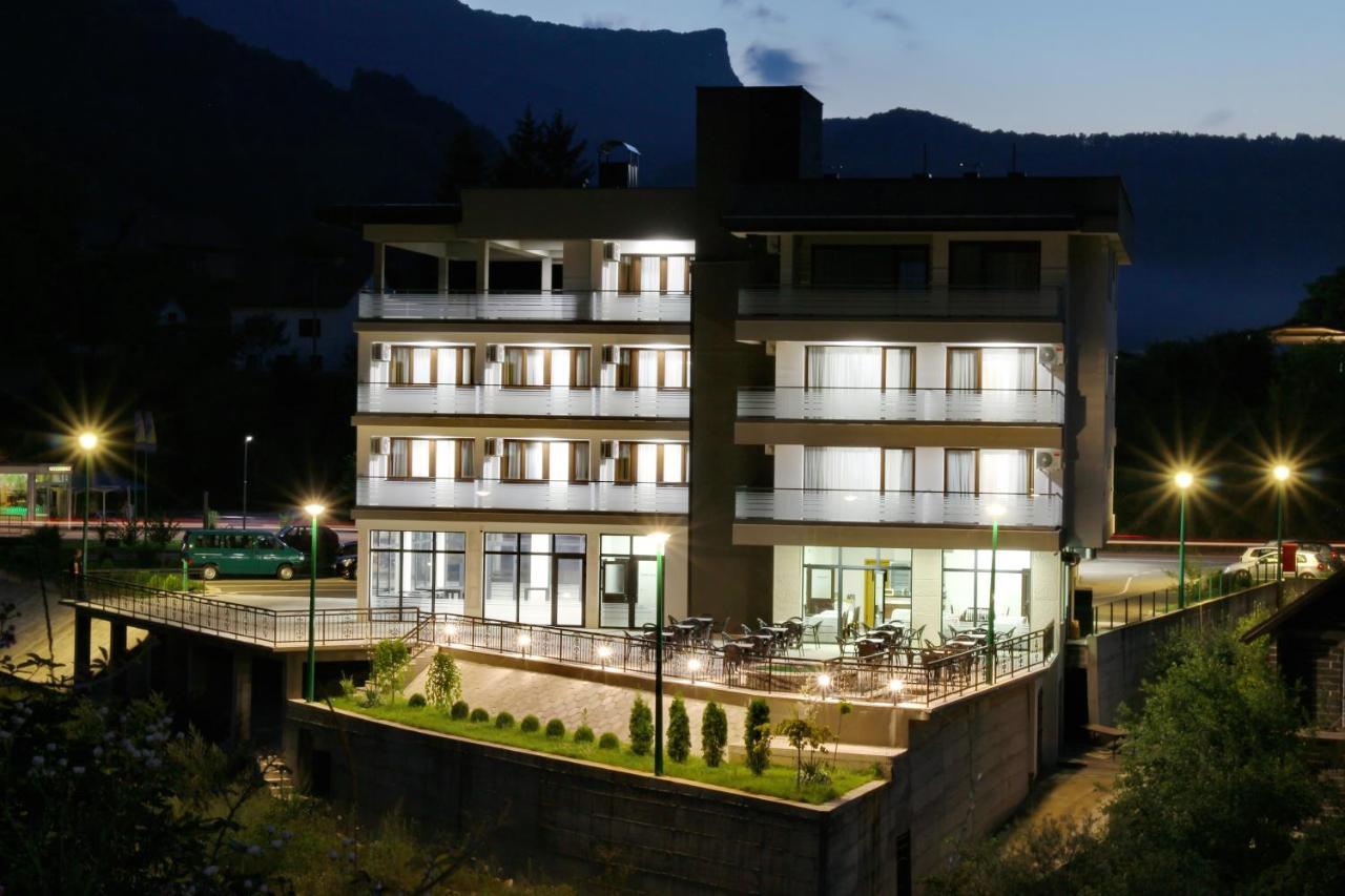 Hotel Novalic Konjic Exteriér fotografie